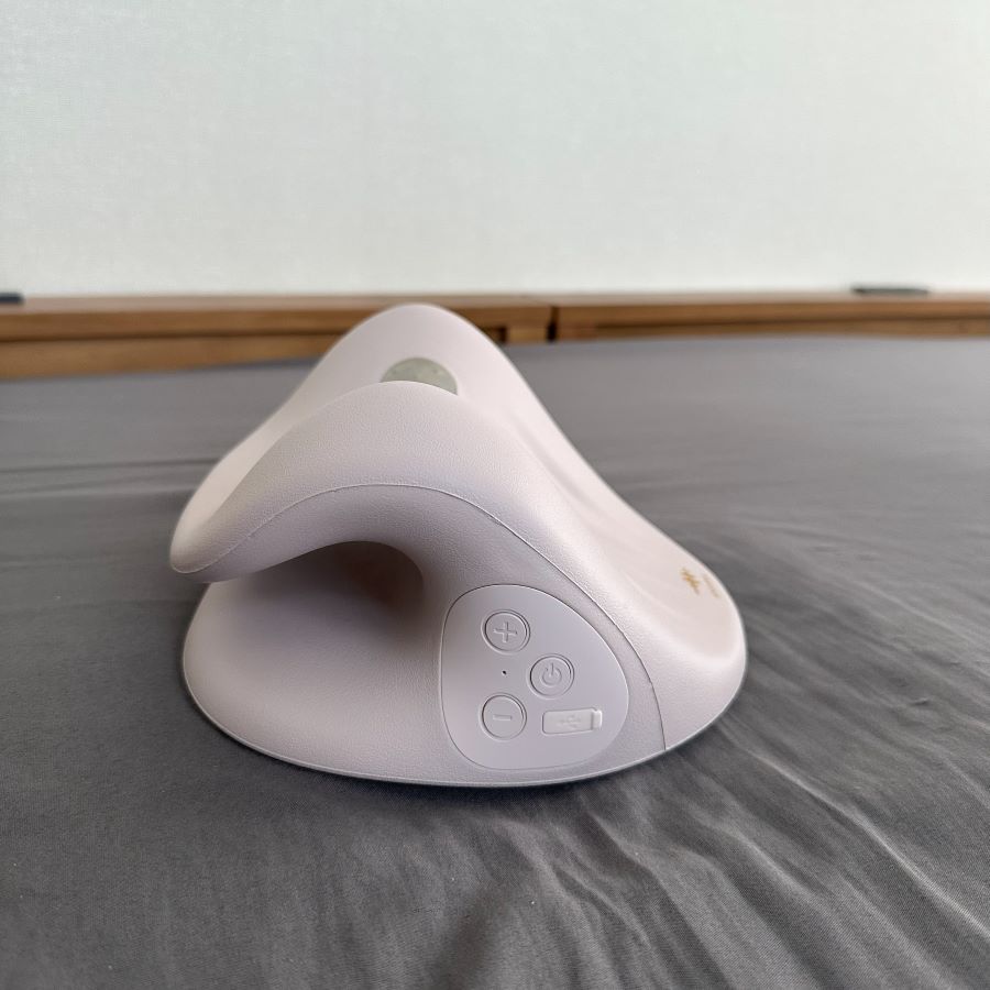 温熱 EMS マッサージ ネックピロー ストレートネック スマホ首 にアプローチ WAVEWAVE EMS NECK REVIE 正規品 送料無料 | WAVEWAVE | 19