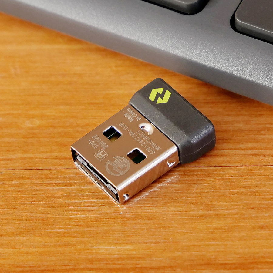 logicool（ロジクール） キーボード SIGNATURE SLIM K950 K950OW [オフ