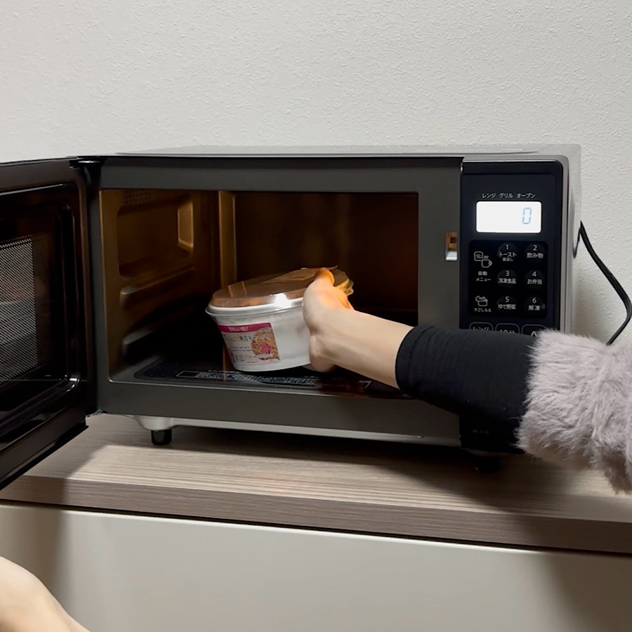 シャープ RE-F165-W オーブンレンジ コンパクト設計 16L ホワイト シャープ RE-F165-W オーブンレンジ コンパクト設計 16L ホワイト