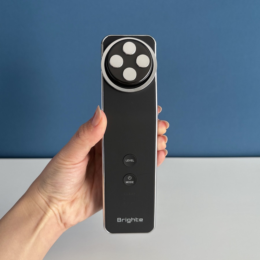 ラッピング可】【即日発送】【新品】Brighte ブライト 美顔器 エレキ