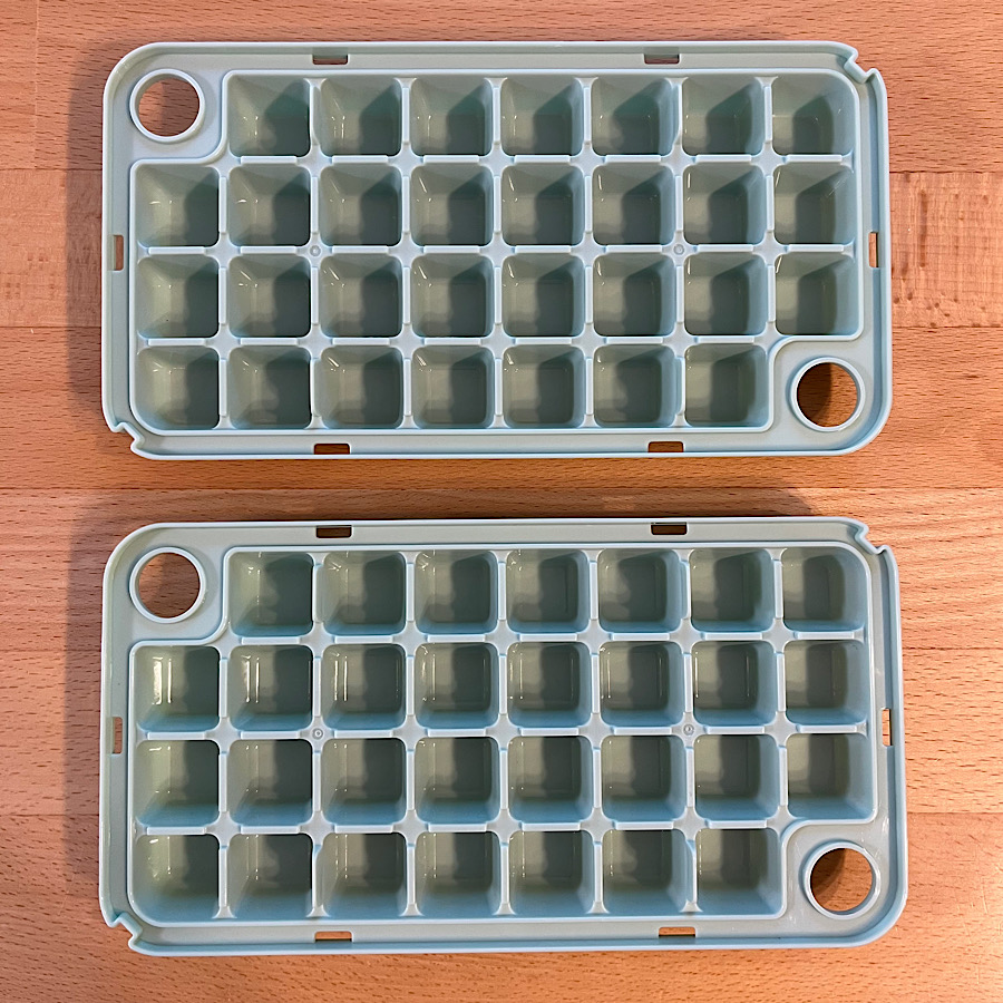 ワンプッシュ。氷が取れる 製氷皿 2枚入り アイストレー 家庭用 容器