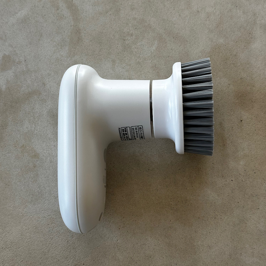 プラスマイナスゼロ 【激落ちくん】コードレス電動ブラシ  ホワイト XJR-J010-W ［コードレス］ |  | 02