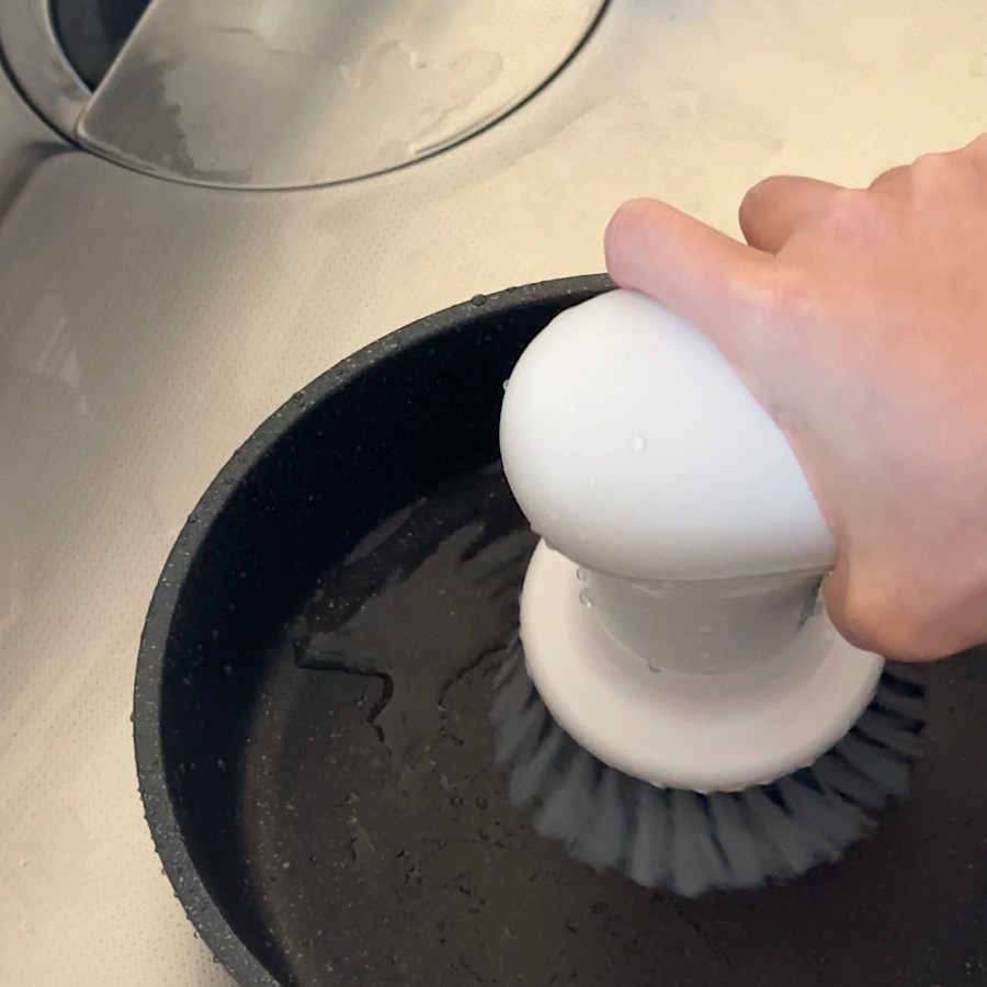 プラスマイナスゼロ 【激落ちくん】コードレス電動ブラシ  ホワイト XJR-J010-W ［コードレス］ |  | 07