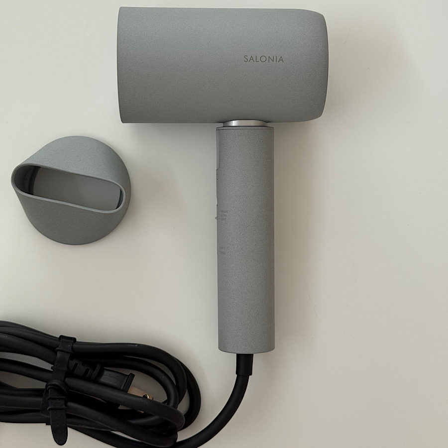 最上位モデル　SALONIA エアトリートメント　ドライヤー　グレー エアトリートメントドライヤー | SALONIA(サロニア)公式サイト