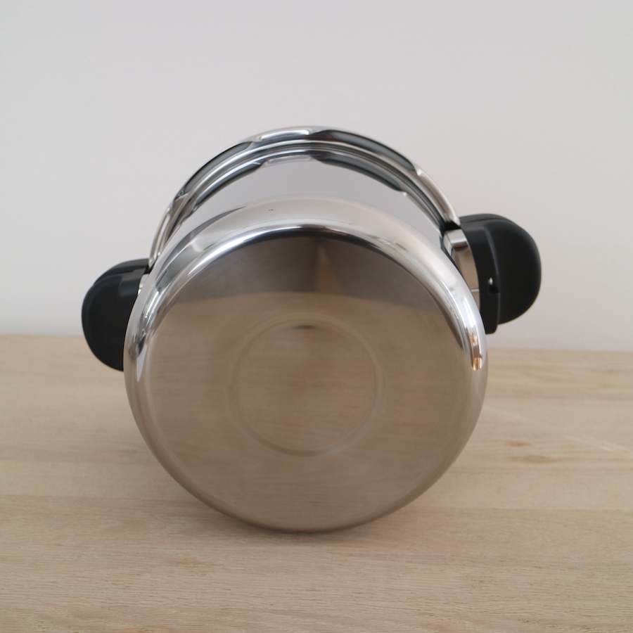 ワンダーシェフ Pro仕様ミドルサイズ 両手圧力鍋 8.0L NMDA80 : 厨房