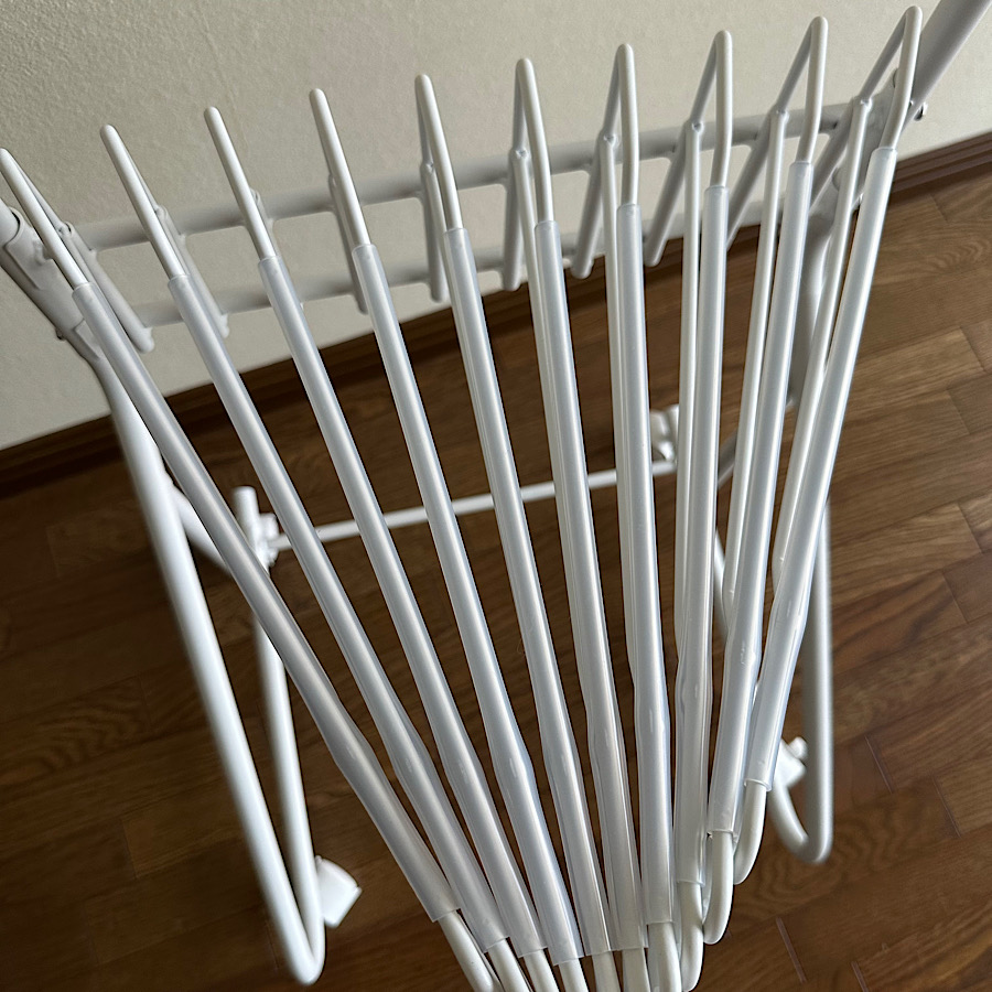 [山善] スラックスハンガー キャスター付き 10本 出し入れカンタン すべりにくい 選びやすい 幅45.5×奥行43.5×高さ66.5cm スラ |  | 06