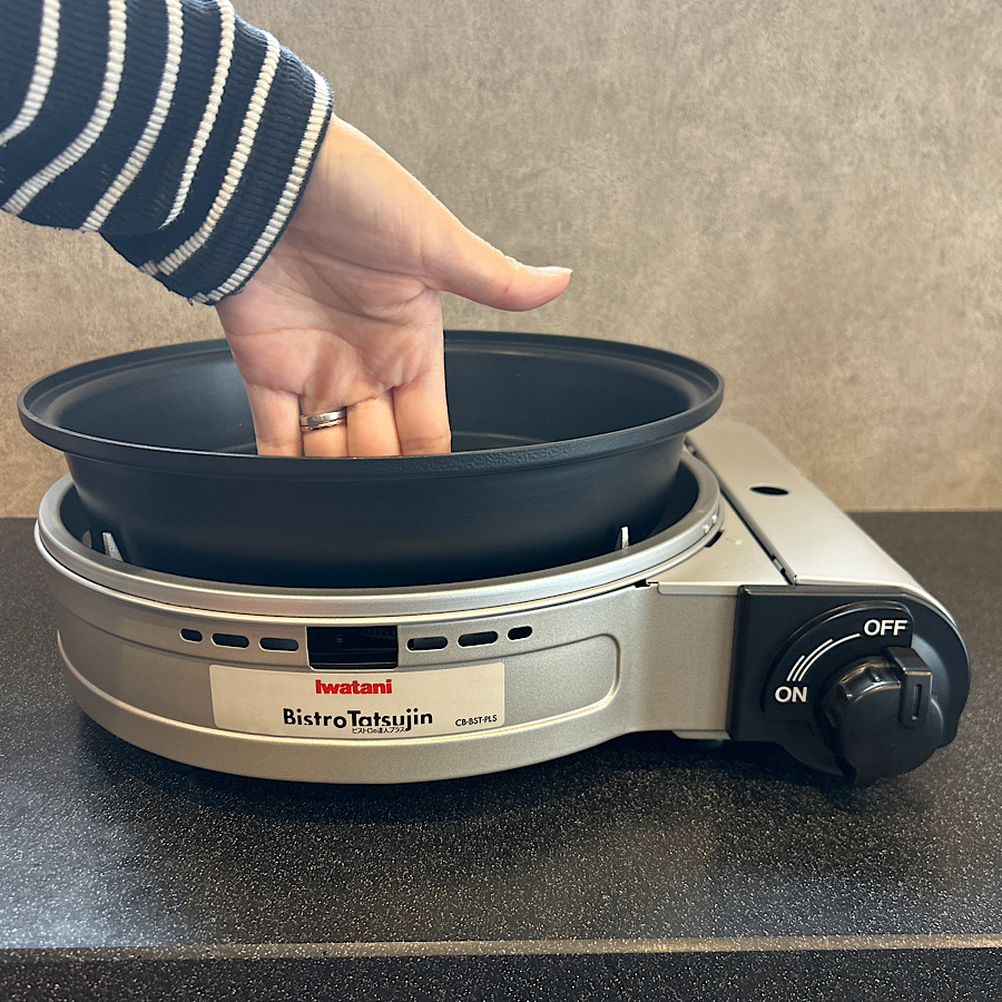 イワタニ ビストロの達人プラス CB-BST-PLS ブラウン カセットコンロ