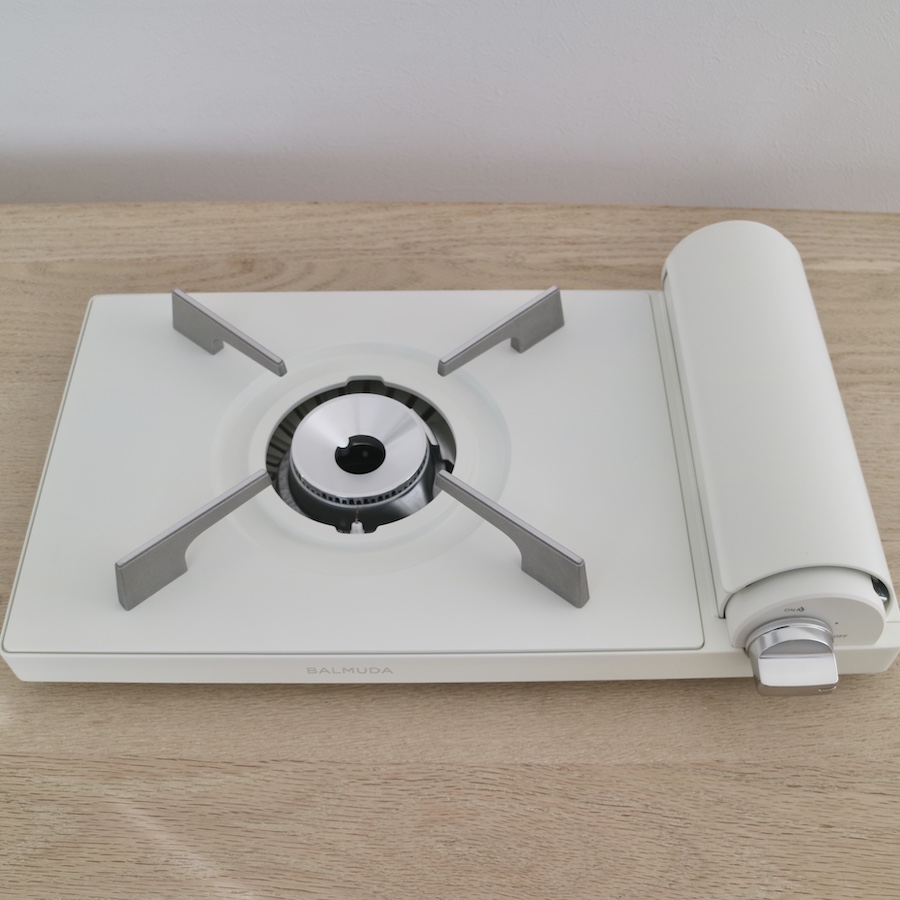 バルミューダ 【正規店】カセットコンロ Table Stove(テーブルストーブ) コンロ テーブルコンロ カセットボンベ ブラック KGS01JP-WH | BALMUDA | 20