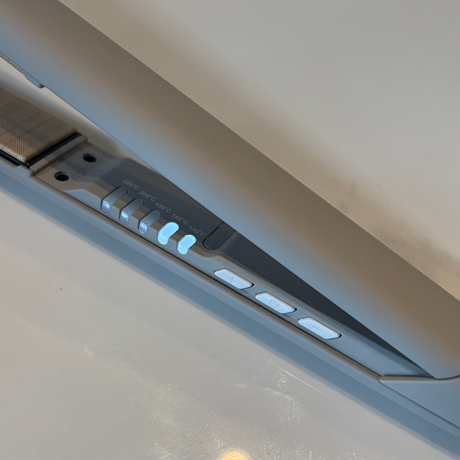 ラディアント　シルクプロテインアイロン　ラディアントライト24mm LM-130 シルクプロアイロンradiant ラディアント（28mmタイプ） レッド LM