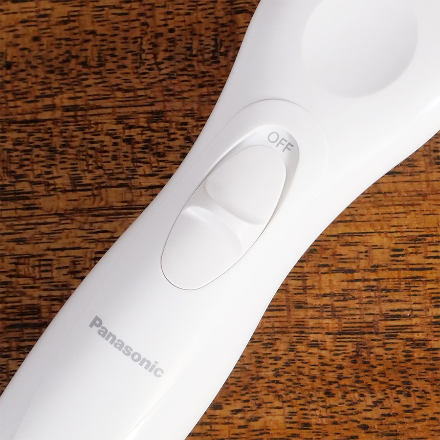 パナソニック(Panasonic) ER-GC-11W ホワイト ヘアカッター バリカン 充電・交流式 | Panasonic | 03