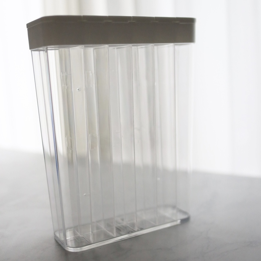 米びつ 正規品 TOWER タワー 1合分別 冷蔵庫用米びつ 野菜室 スリム 簡単軽量 便利 機能的 ライスストッカー 冷蔵庫収納 山崎実業 ホワイト | tower | 12