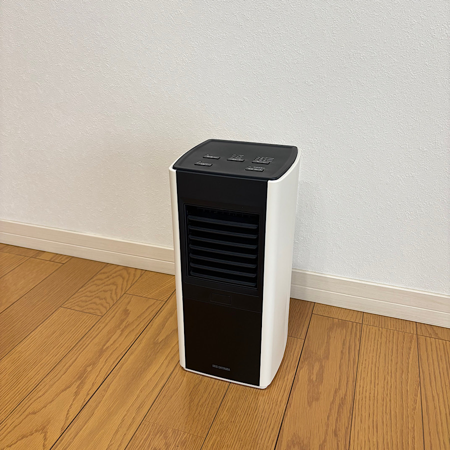 ■IRIS 296267 スリムセラミックファンヒーター人感センサー付き ブラウン ACHSM12AT(4196605)の画像